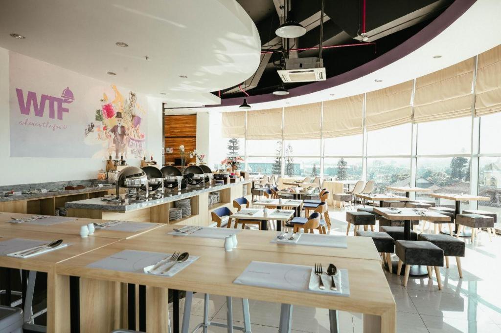 Fox Lite Hotel Metro Indah - Bandung Exteriér fotografie