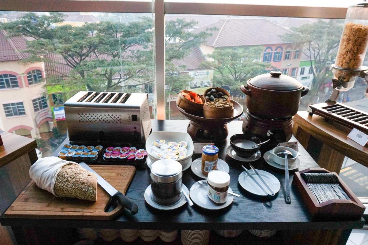 Fox Lite Hotel Metro Indah - Bandung Exteriér fotografie