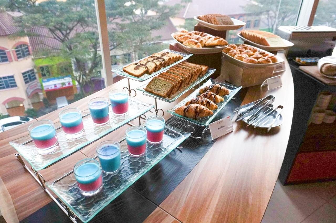 Fox Lite Hotel Metro Indah - Bandung Exteriér fotografie